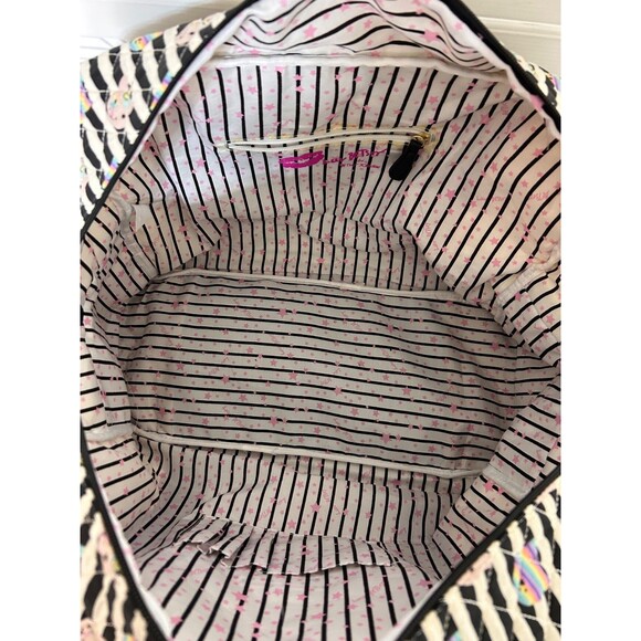 Betsey Johnson Kitty Cat Unicorn Weekender Duffle Bag Quilted Travel 14X21X12 - Picture 8 of 15